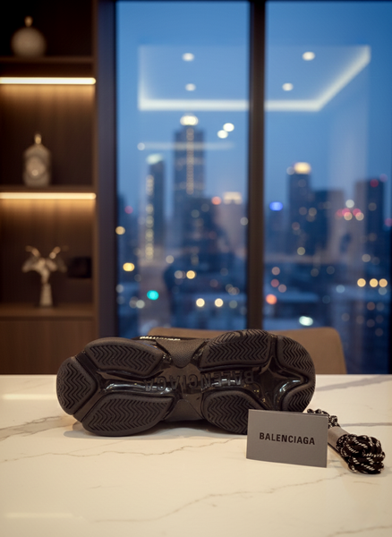 Adidasi Balenciaga Triple X Marimea 40